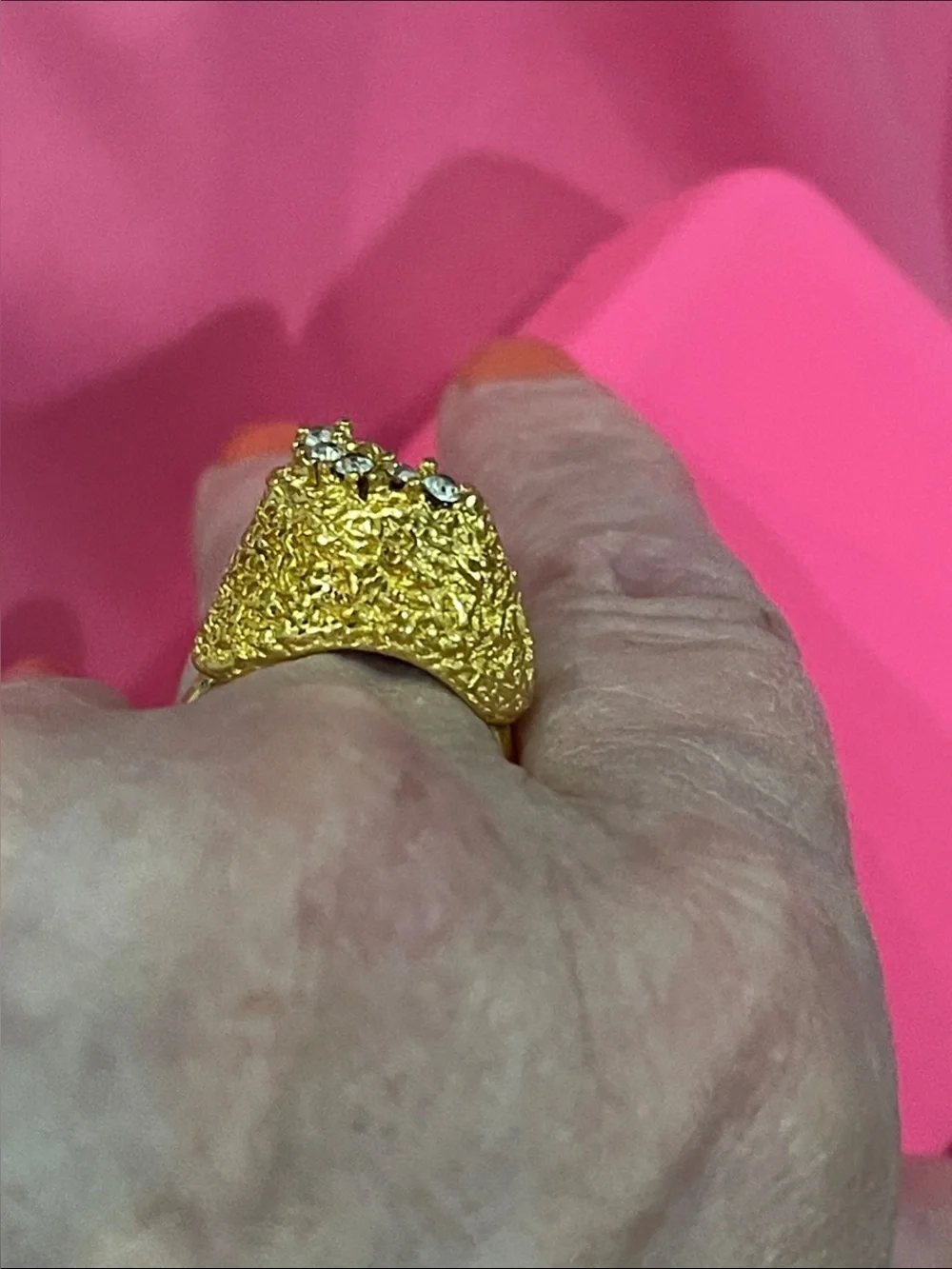 Gold Plated Beehive”Textured VINTAGE Dome Ring w/6 Diamond Accents -